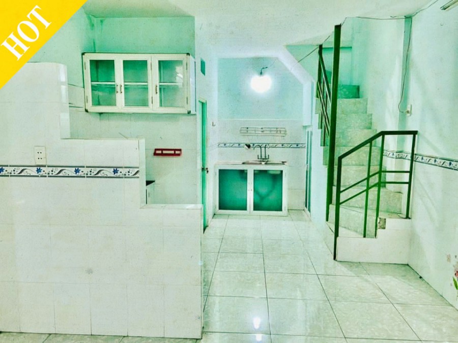 Bán nhà củ tiện sửa chữa 51m2, 4,6 *11m, 2 tầng, giá 5,3 tỷ Quận 10