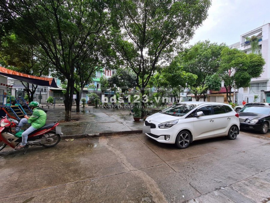 Bán nhà Chính Chủ thông hẻm 413 Lê Văn Quới, Khu Phân Lô, Công nhận đủ 4x23