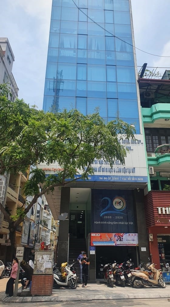 Lô Góc,2 Mặt Tiền. Bán Nhà Mặt Phố Thái Hà, 7 tầng, 125m, MT 5.6m. Giá 57.6 Tỷ