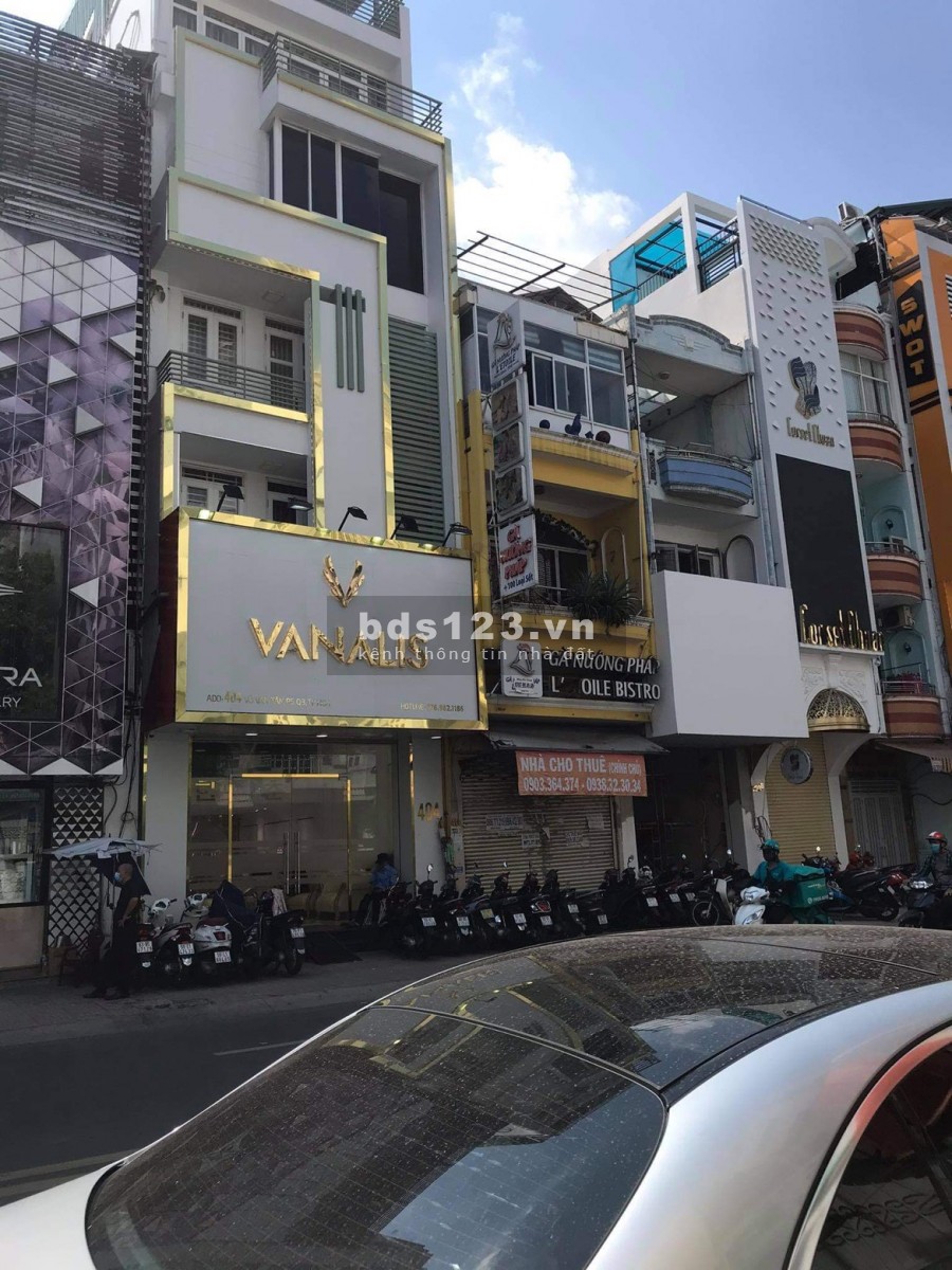 Cho thuê Nguyên căn mặt tiền Võ Văn Tần, Phường 5, Quận 3. Vị trí siêu đẹp