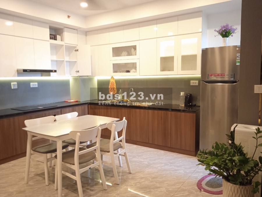 Căn 2PN chung cư cao cấp Palm Heihst cần cho thuê, vào ở ngay giá 13 triệu/tháng.
