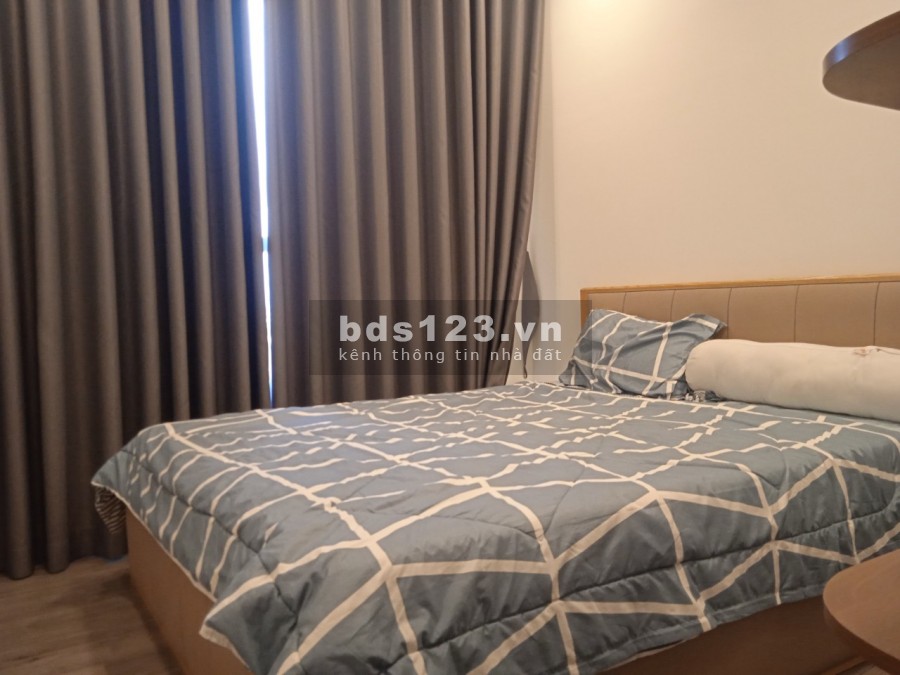 Căn 2PN chung cư cao cấp Palm Heihst cần cho thuê, vào ở ngay giá 13 triệu/tháng.