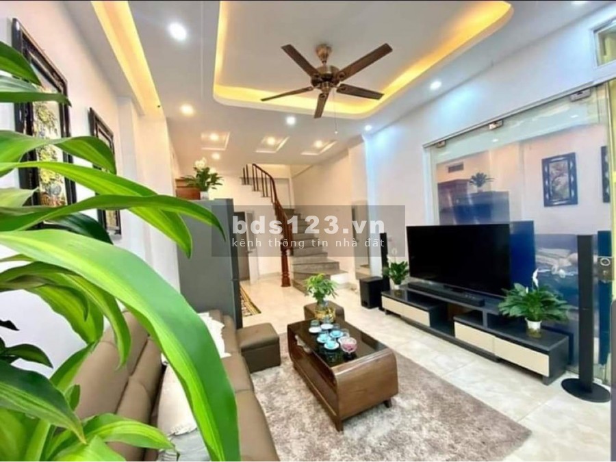 Bán nhà 20m mặt Hồ Tây, an sinh đỉnh, dtsd 52m2 x 6 tầng, Giá 9 tỷ