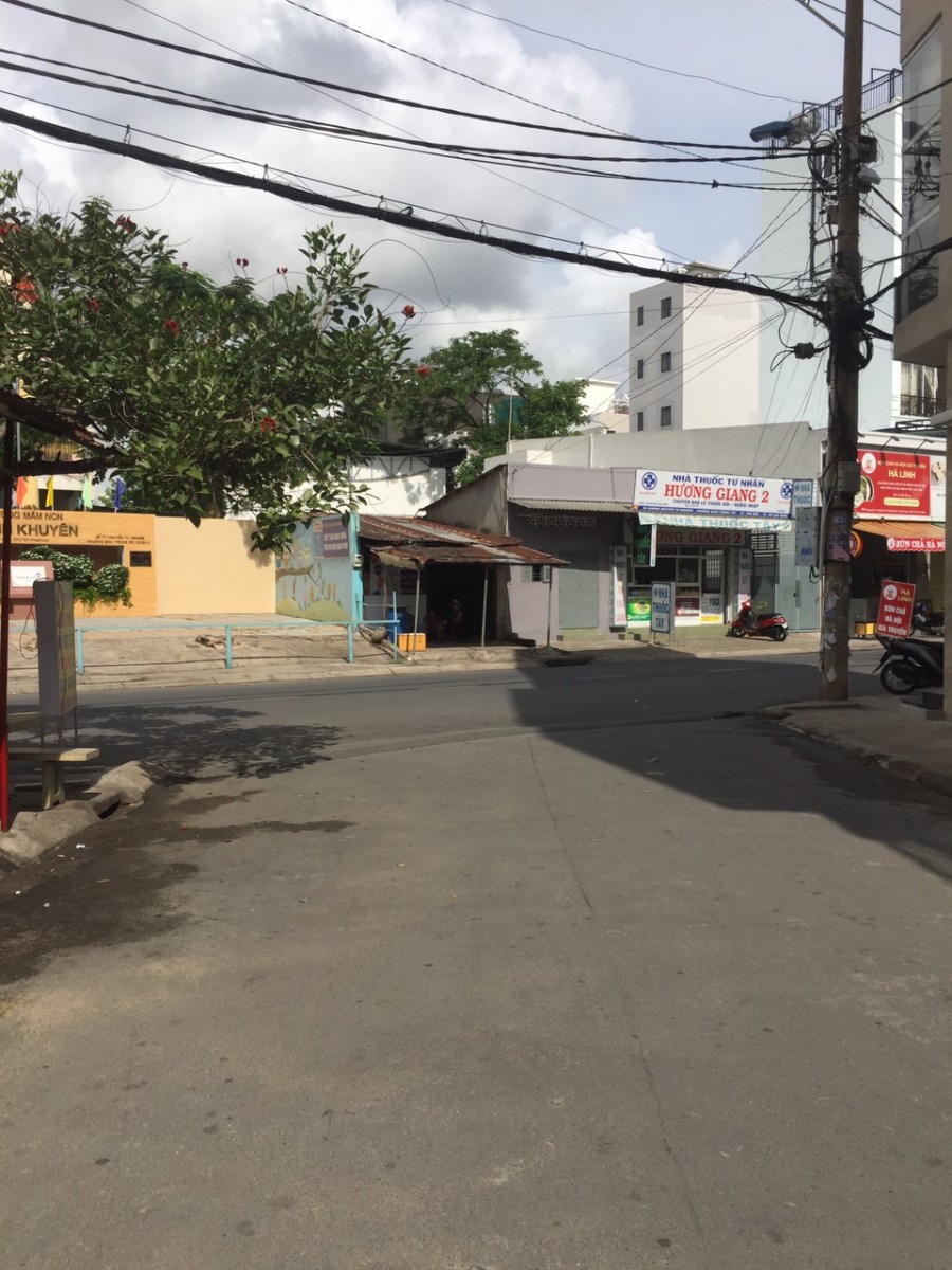 Bán mặt tiền 1 sẹc Nguyễn Tư Nghiêm Quận 2 92m2 giá 9,8 tỷ