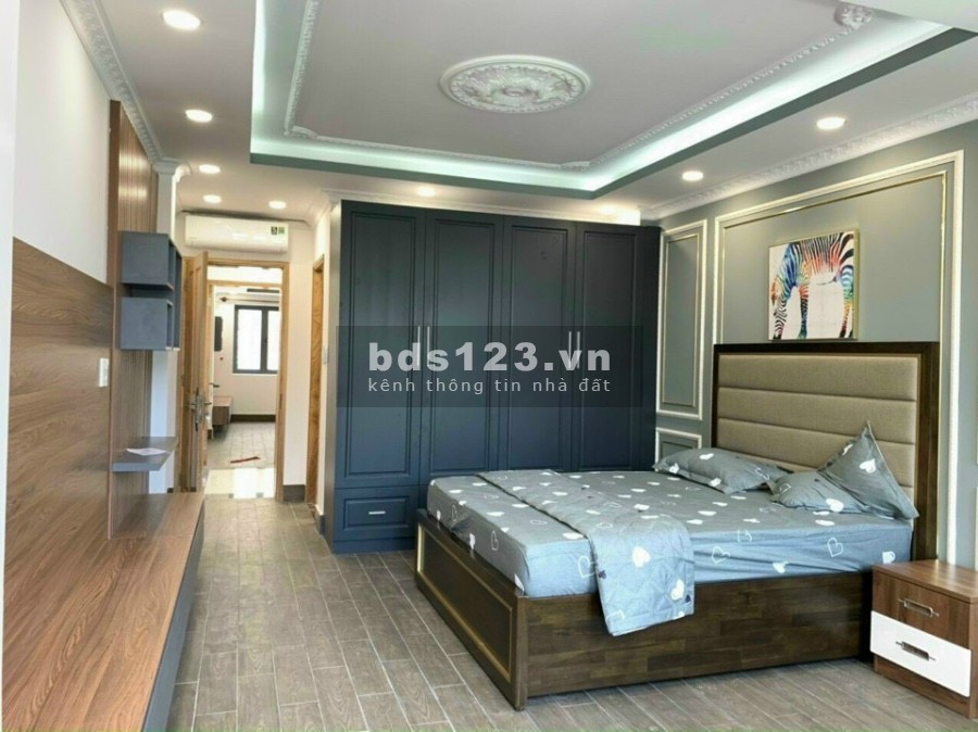 Bán nhà nguyên căn phố Ngọc Thuỵ 58M, Gara ô tô, giá bán 3.2 tỷ
