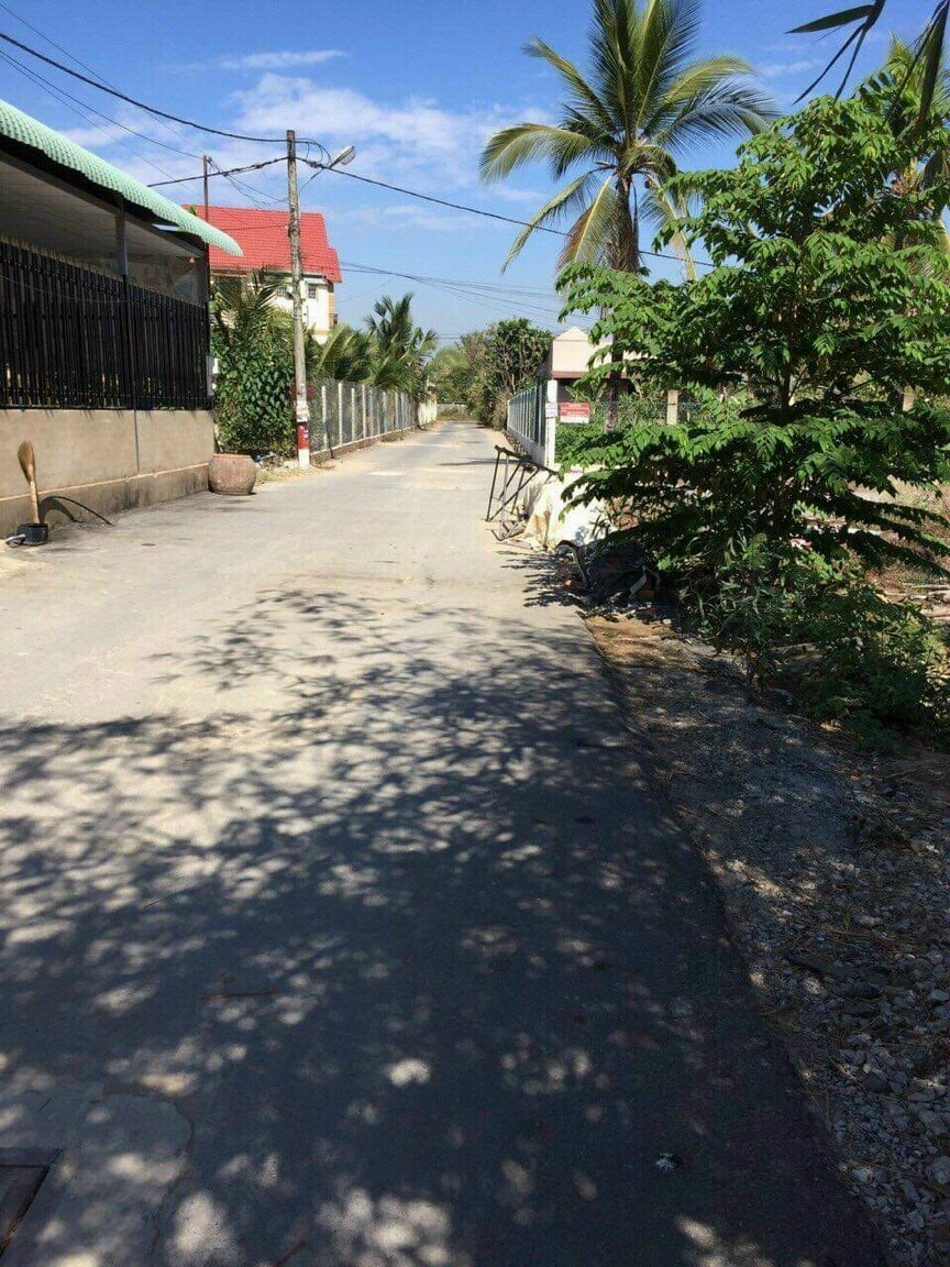 Cần bán lô đất A9 53m2. Đường Long Phước, Q9