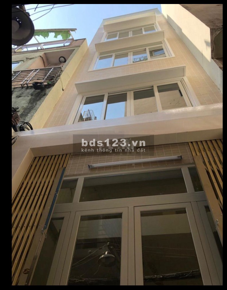 Nhà 24m2 Bạch Vân Q5. Cách MT 1căn, trệt lửng 2 lầu ST Giá 5,5 tỷ