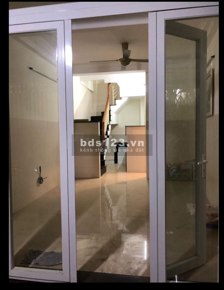 Nhà 24m2 Bạch Vân Q5. Cách MT 1căn, trệt lửng 2 lầu ST Giá 5,5 tỷ
