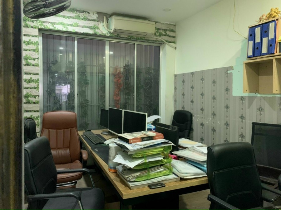 Nhà mặt tiền kinh doanh đa ngành nghề đường Phạm Văn Đồng, P. Linh Tây, Q. Thủ Đức, giá lướt sóng 4,9 tỷ.