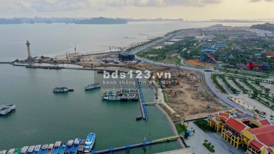 Chuyển nhượng cặp shophouse cảng tầu khách tại dự án Sun Marina Plaza Hạ Long 0968129240