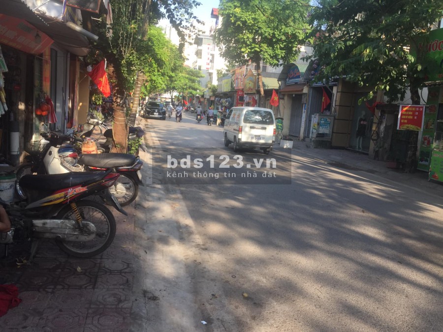 Bán nhà mặt phố Hoàng Thế Thiện, Sài Đồng 114m2 MT 4.5m giá 12 tỷ. LH 0912442669