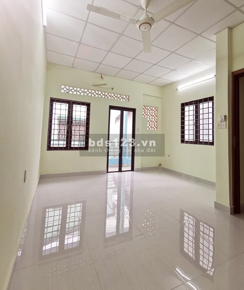 Mặt tiền Nguyễn Cư Trinh Quận 1, 110m2, Ngang 4m Nở Hậu 8m, 4 Tầng kinh doanh đỉnh