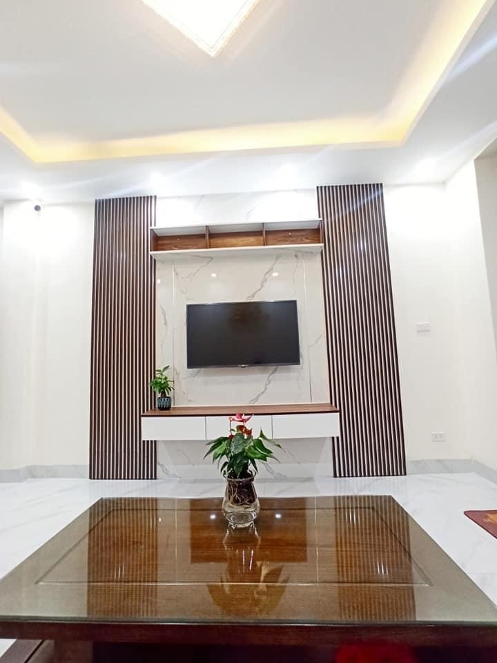 Chỉ 5 Tỷ Có Ngay Nhà Phố Yên Hòa, Cầu Giấy 45m2x5T, Ô Tô Cách 30m