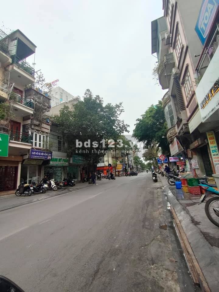 Đất Hà Nội chả gì bằng nhà mặt phố 45m2*2T mặt phố Bùi Ngọc Dương chỉ 2.1 tỷ