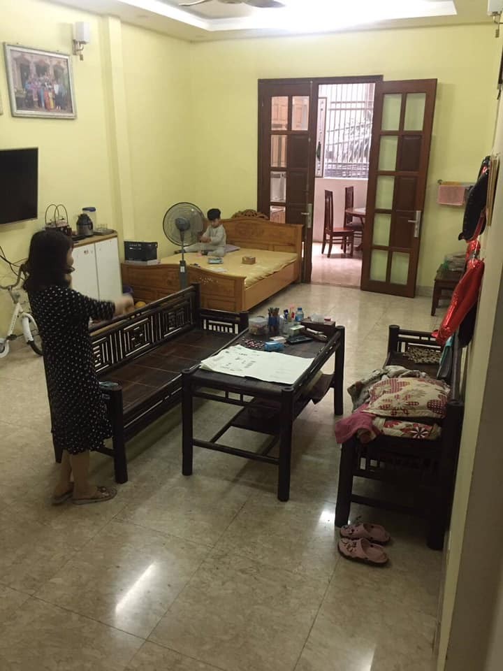 Ngọc Hà 70m 7 tầng thang máy .Giá nhỉnh 8 tỷ . Ngõ to thẳng kinh doanh vp