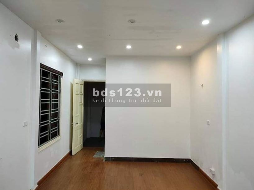 Bán nhà mặt phố Khâm thiên lô góc, kinh doanh vô địch, dt 48m2, 5 tầng, giá 14.8 tỷ