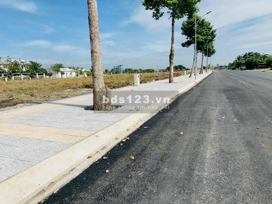 Kẹt tiền cần bán gấp nền gần trung tâm TP Cần Thơ