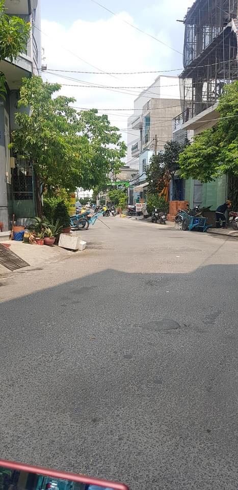 Bán Gấp nhà Quận 6, 35 m2, 3 tầng, Ngang 4.5 m giá chỉ nhỉnh 3 Tỷ