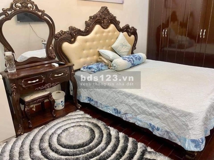 Phân lô phố Tôn Thất Tùng, kinh doanh, bao sang tên, tặng nội thất, 43m2 4 tầng, giá 3.5 tỷ