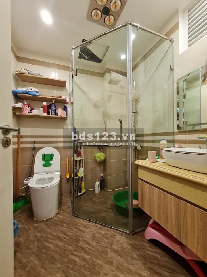Phân lô phố Tôn Thất Tùng, kinh doanh, bao sang tên, tặng nội thất, 43m2 4 tầng, giá 3.5 tỷ