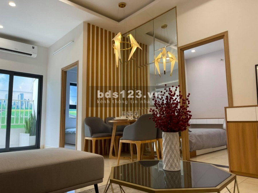 Opal Linh Xuân, Thanh toán 450tr nhận nhà còn lại góp 5 triệu/tháng
