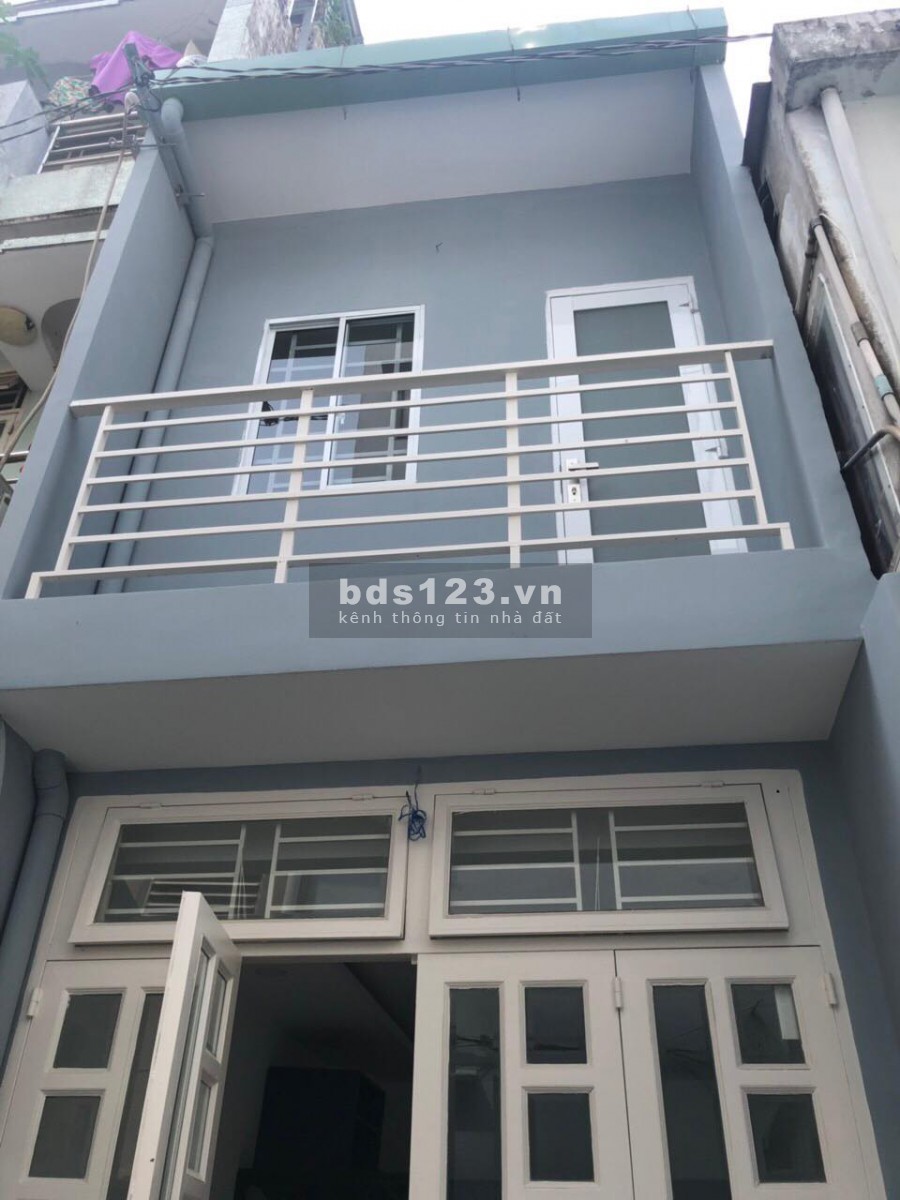 Gấp bán nhà Bành Văn Trân, Tân Bình giáp Q10, 42m2, Nở Hậu, Chỉ 3 tỷ 6
