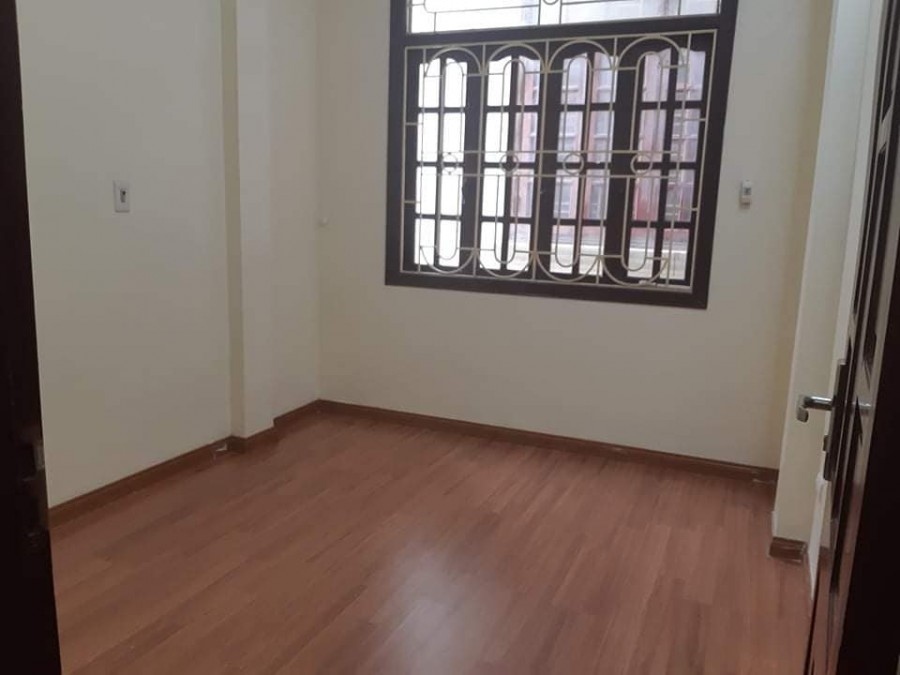 Bán nhà Kim Giang 35m2x4T, 15m ra ô tô tránh, khu dân trí cao, nhà đẹp ở ngay 2.95 Tỷ