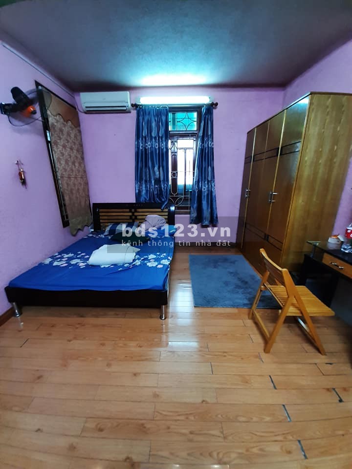 Bán nhà mặt ngõ Định Công, ô tô đỗ cửa, 40m2, 4 tầng đúc, giá 3 tỷ