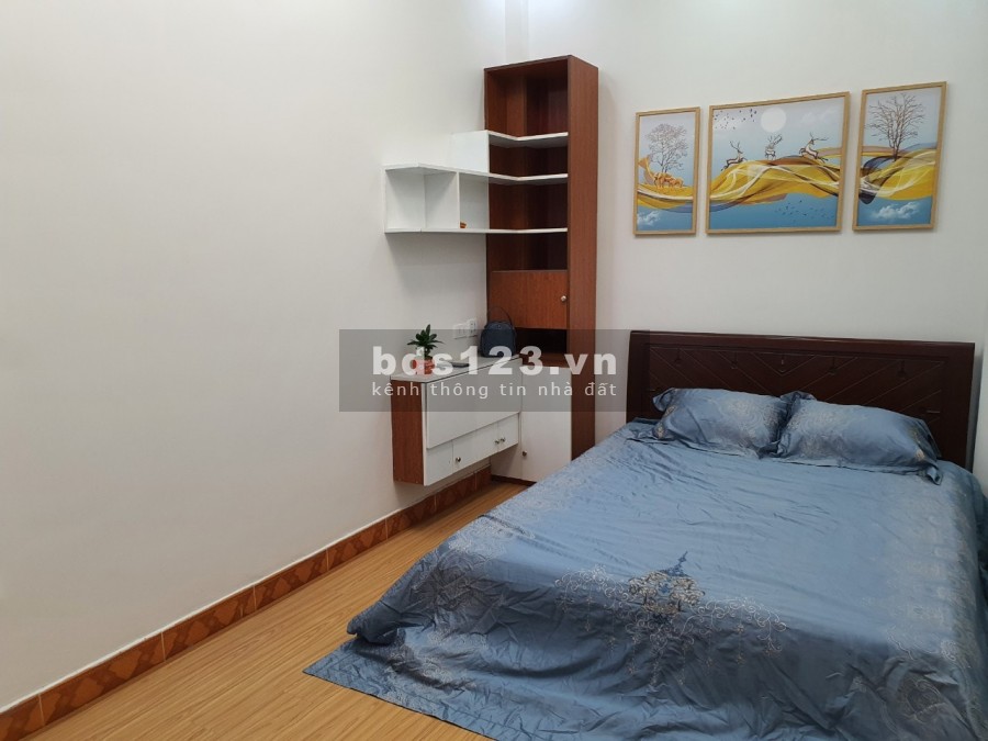 Bán nhà riêng ô tô vào nhà, Quận Cầu Giấy, 61m2, 7.5 tỷ