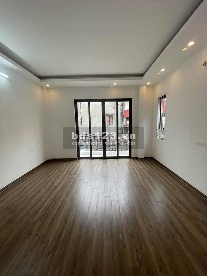 35M*5 tầng mới coong phố Chùa Quỳnh cực hiếm giá 3.4 tỷ