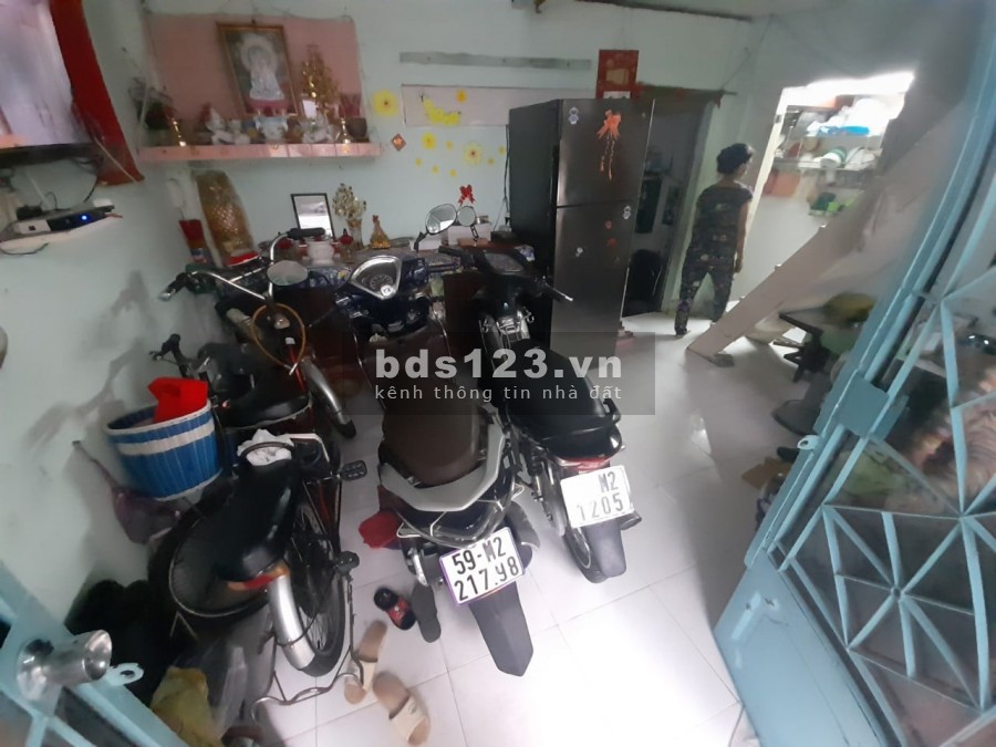 Bán Nhà Quận 11 hẽm ba gác nhà củ tiện xây mới – Gía 3.35 Tỷ
