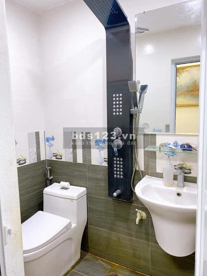 Gần đường Hoàng Mai, vài bước ô tô, ngõ siêu rộng, 36m2, 4 tầng tự xây, 3 pn, giá 2.7 tỷ