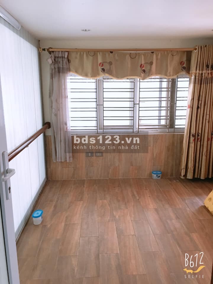Bán nhà riêng ô tô vào nhà, Quận Cầu Giấy, 61m2, 7.5 tỷ