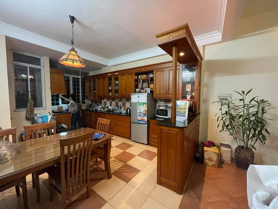 Bán nhà đẹp 72m2 x 6 tầng ngõ tự do, ô tô tránh, kinh doanh văn phòng giá chỉ 10.6 tỷ