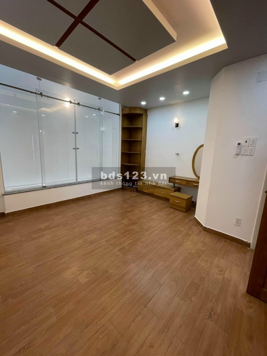 Nhà mới 3 tầng hiện đại, HXH Gò Dầu, Tân Phú. 5,95 tỷ.