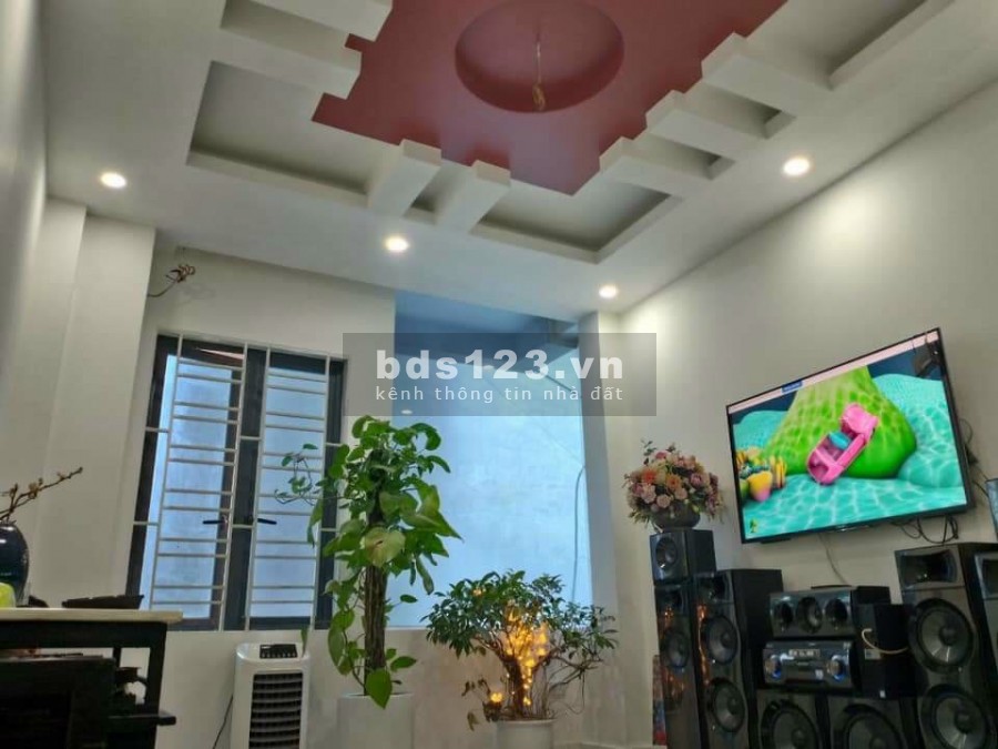 Bán nhanh nhà Thái Hà, ngõ ô tô, kinh doanh đỉnh, 42m2, nhỉnh 3 tỷ