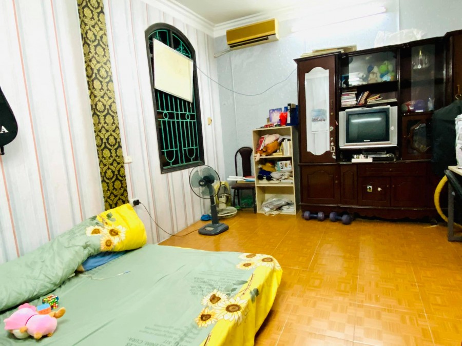 Rất cần bán, nhà Xuân Đỉnh, DT 30m, MT 6m, 5 T, giá chỉ 2.5 tỷ, Bắc Từ Liêm.