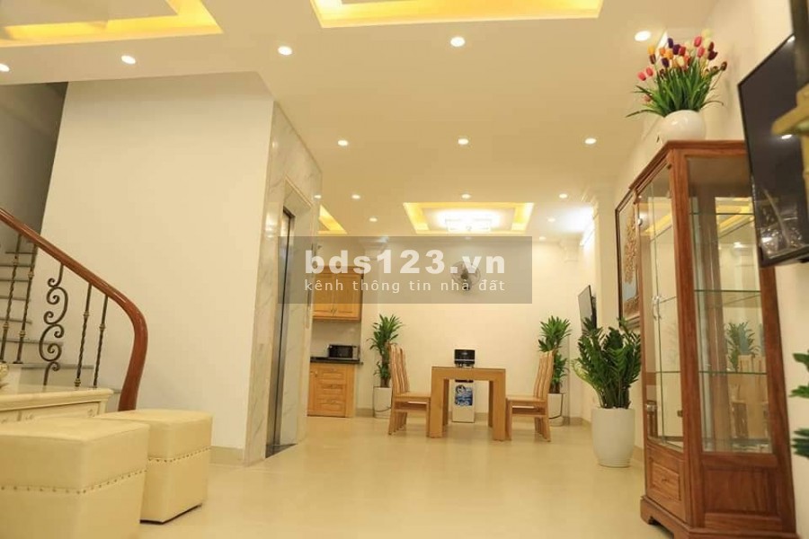 Bán nhà mặt phố Văn Phú Hà Đông, lô góc, 3 mặt đường, kinh doanh 129m2, 5 tầng, mt 20m, giá 16.5 tỷ