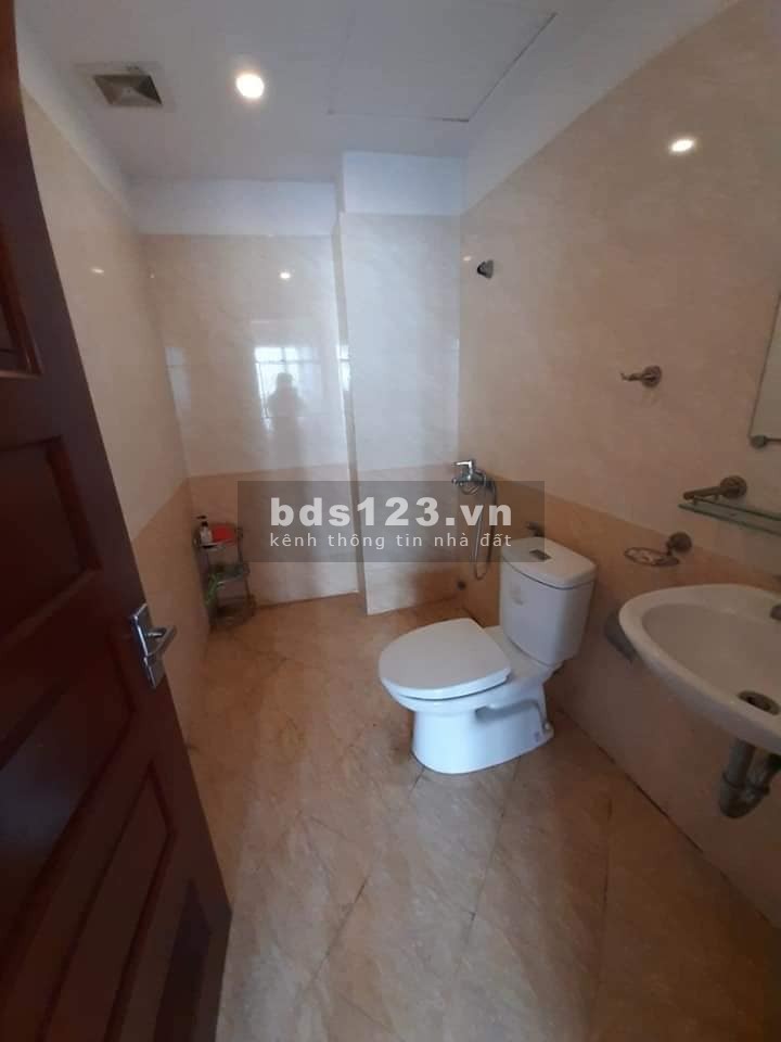 Nhà hiện đại Ngọc Thuỵ Long Biên, full công năng, an sinh thuận tiện, giá yên thương