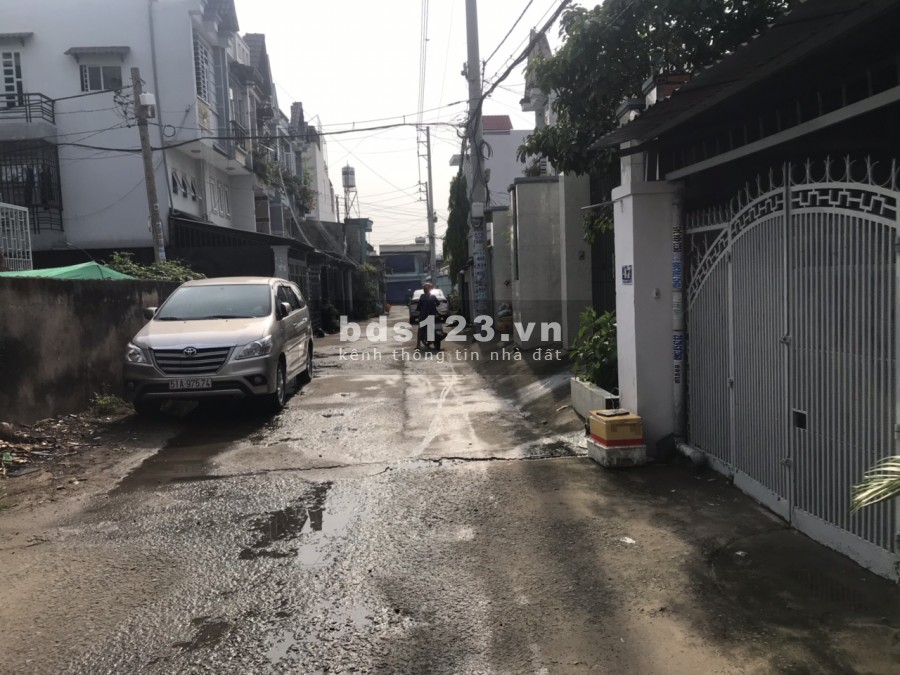 Chỉ 5tr/m2 Đất thổ cư dt 27x178m Quận 12 giá chỉ 25 tỷ TL