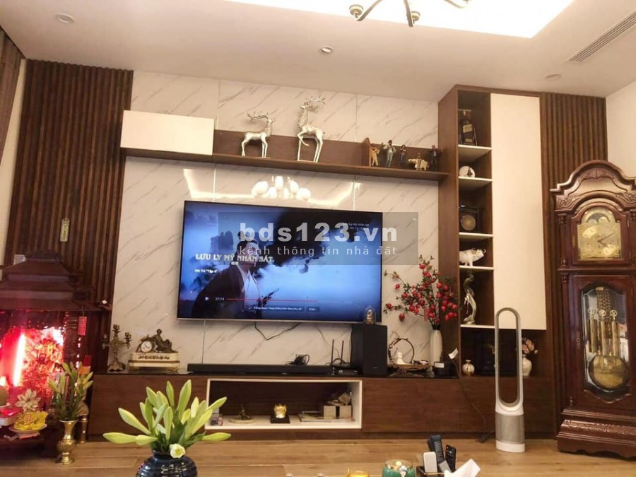 Kinh doanh 2 tỷ/năm, ô tô tránh, thang máy, dt 160m2, 8 tầng, giá 19 tỷ, lh 0949859898