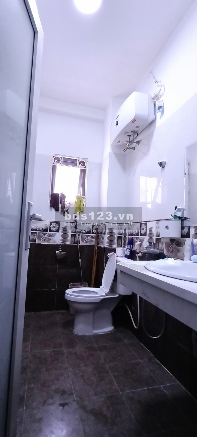 Bán Nhà Đẹp Vương Thừa Vũ Gara ÔTô kinh doanh giá 6 tỷ 7