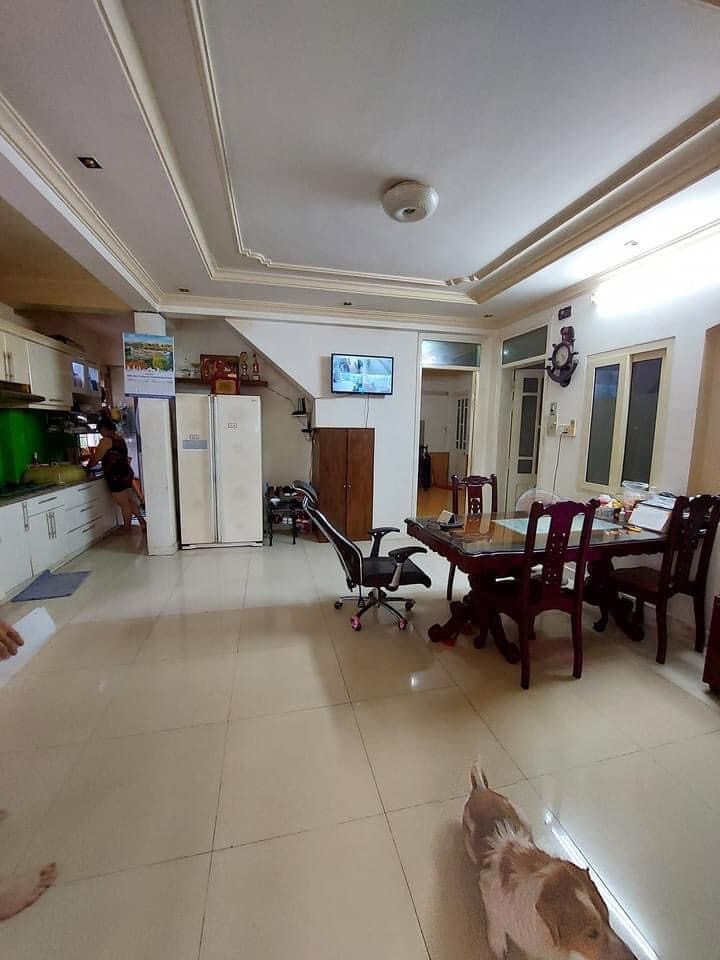Bán Nhà Mặt Tiền Tân Bình, 5 Tầng 8PN, Giá Rẻ 14.7 Tỷ, Trần Văn Quang