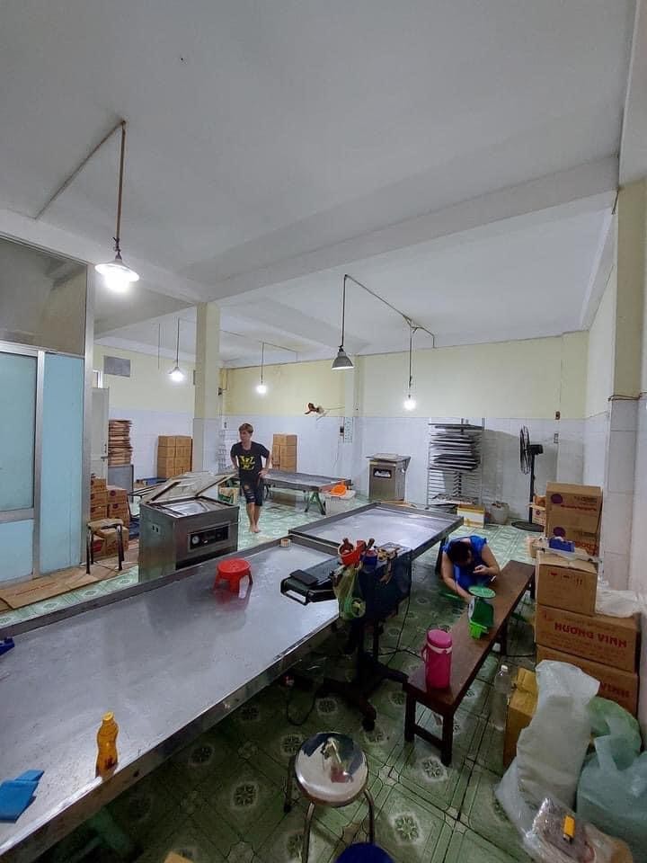 Bán Nhà Mặt Tiền Tân Bình, 5 Tầng 8PN, Giá Rẻ 14.7 Tỷ, Trần Văn Quang