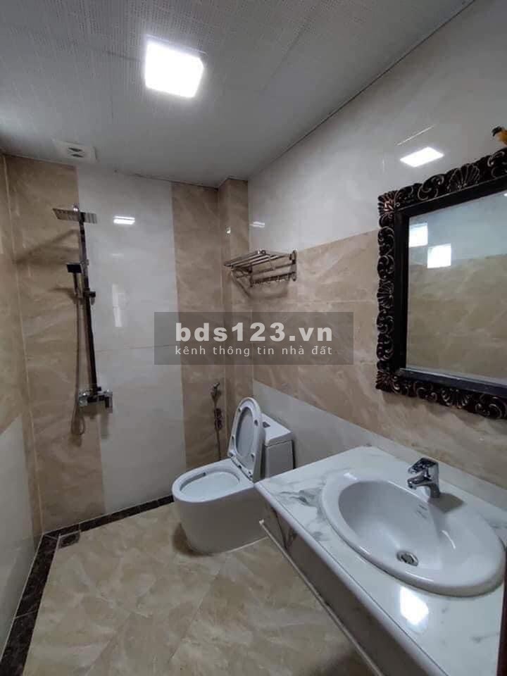 Nhà đẹp sát cầu Chương Dương, đầu phố Bồ Đề, dtsd 58m2, 6 tầng đúc, mt 6m, giá 7 tỷ