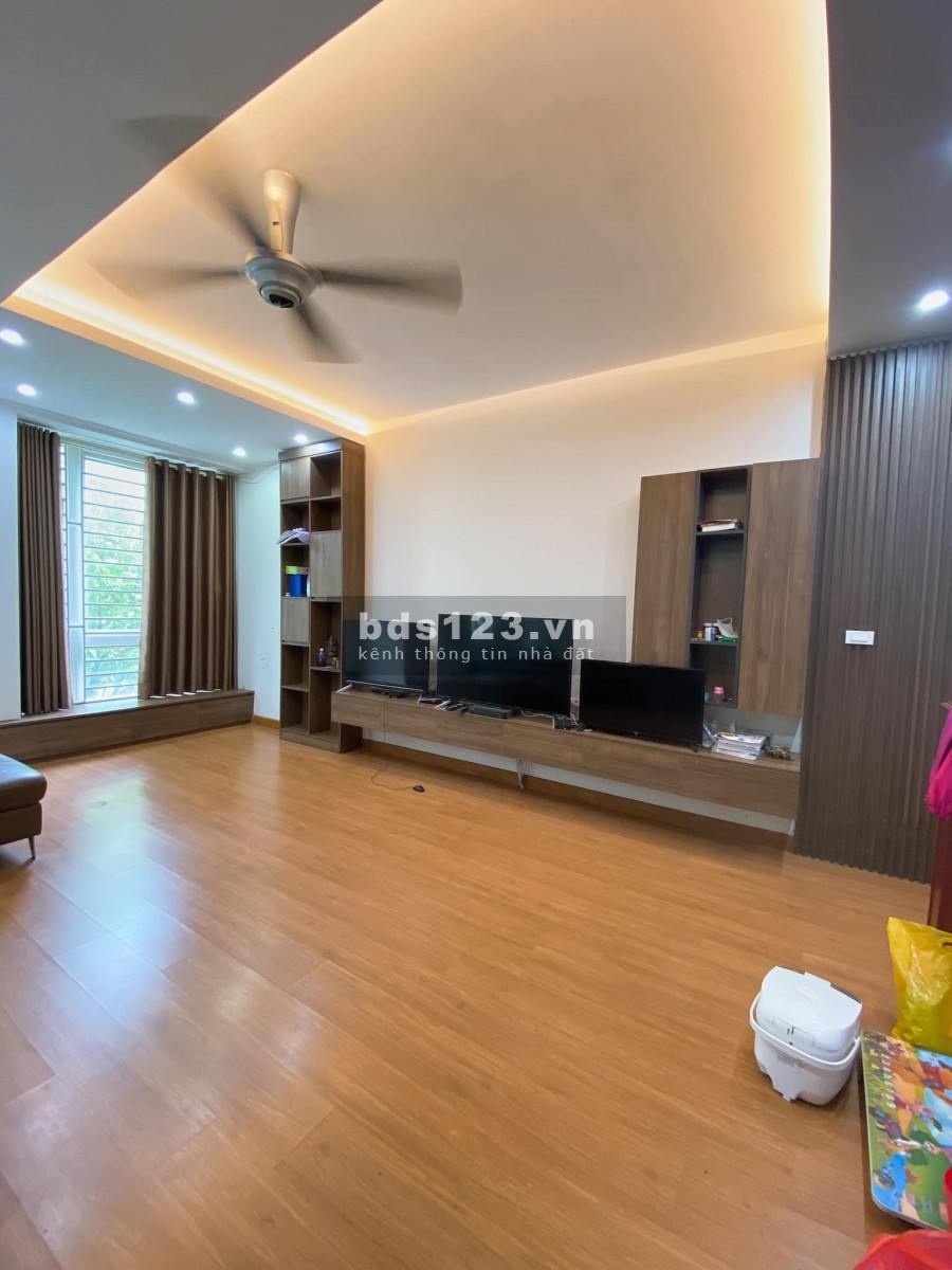 Bán biệt thự bờ hồ 7 tỷ, 80m2, Nam Từ Liêm