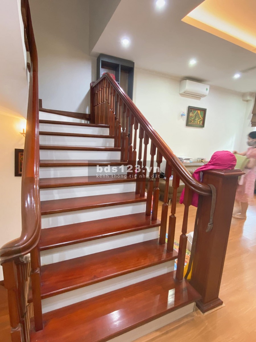 Bán biệt thự bờ hồ 7 tỷ, 80m2, Nam Từ Liêm