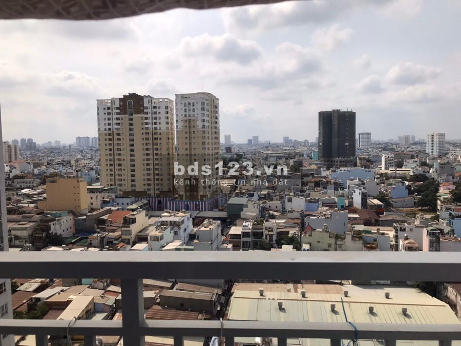Cho thuê chung cư Oriental Plaza Q.Tân Phú 2PN 2WC Nhà sạch sẽ
