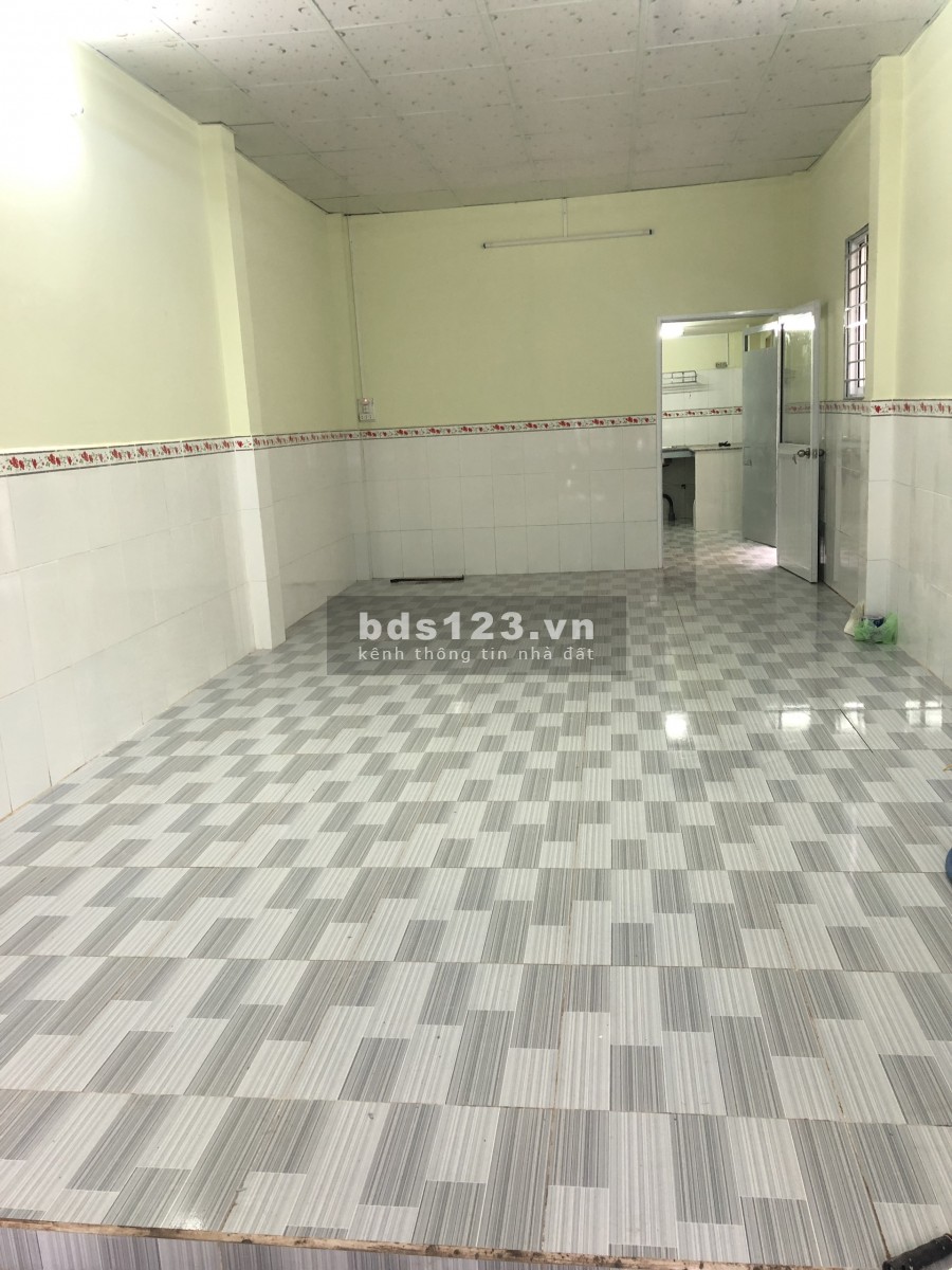 NHÀ NGUYÊN CĂN 39/40B Hoàng Bật Đạt 44m2, cấp 4 có gác xép. 8tr-8,5tr/tháng