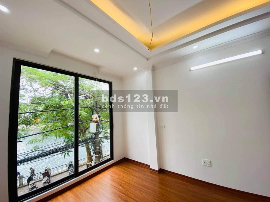 Bán nhà mặt phố, mặt hồ Hoàng Cầu view tuyệt đỉnh kinh doanh đa dạng thang máy chạy êm du